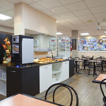 Hostal Barselona Dış mekan fotoğraf